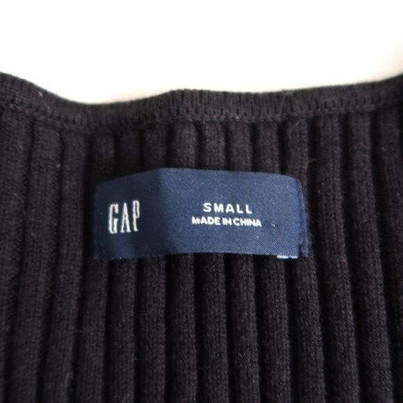 Gap Black Knit Short Sleeve Top with Crochet Sleeves - Size Small - Picture 4 of 9